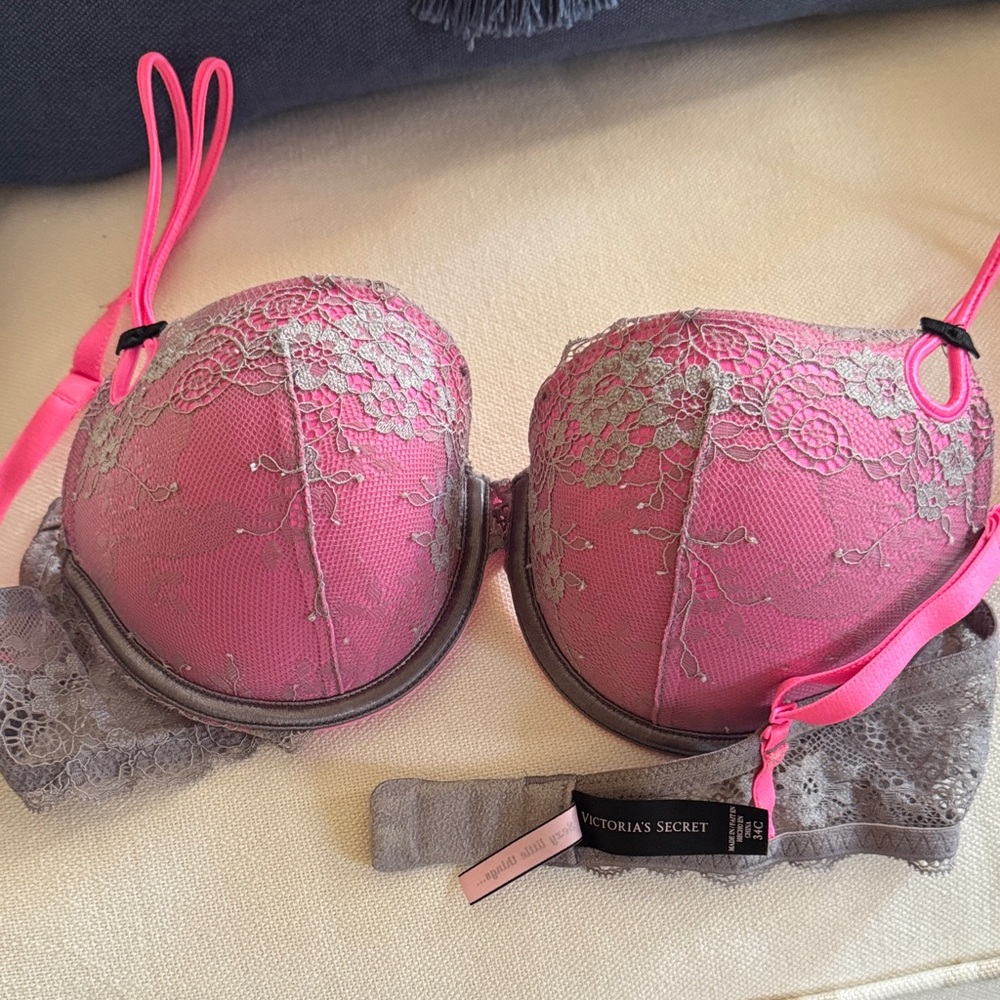 Victoria's Secret Pink & Gray Lace Bra